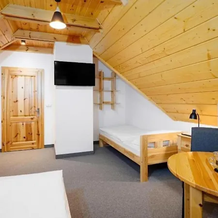 Taternik - 3 Bedrooms - Mountain View